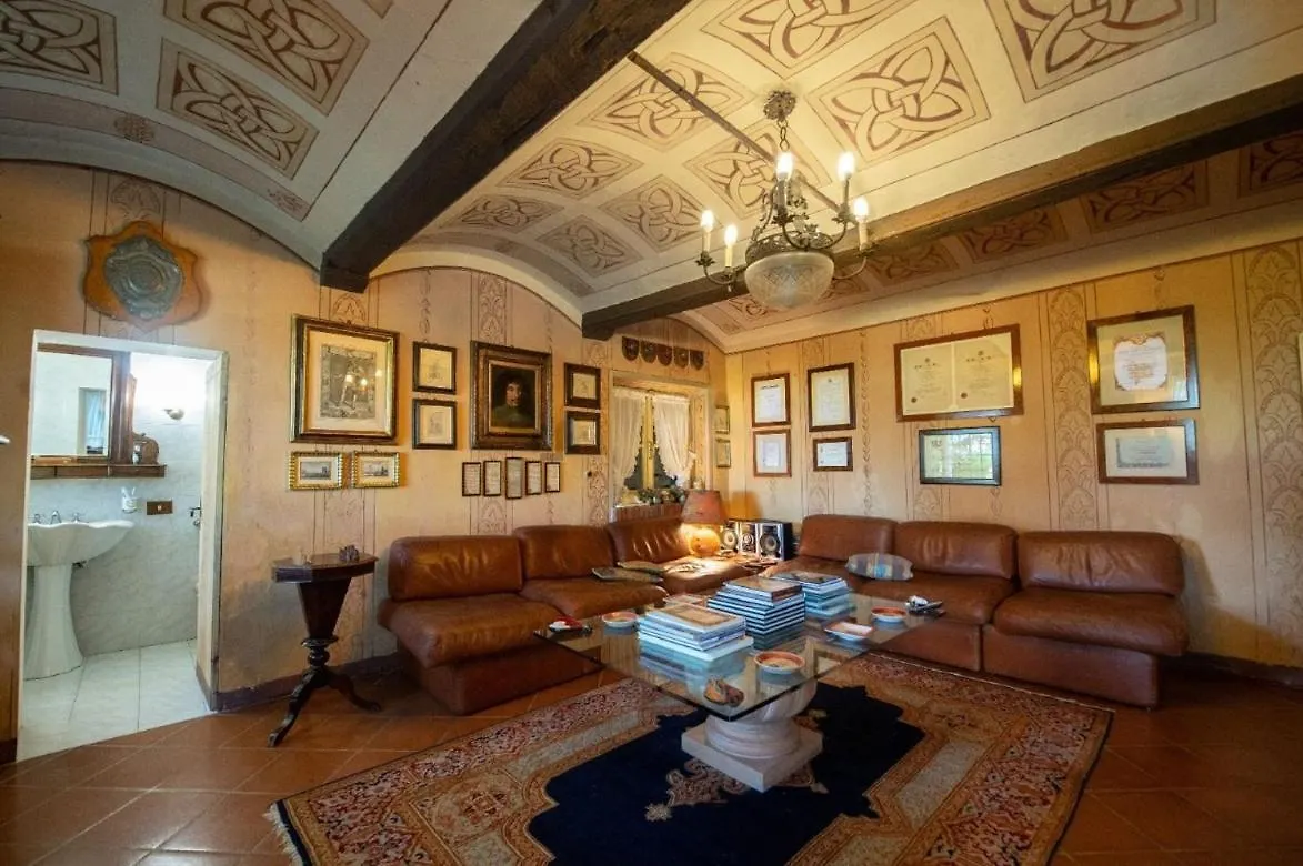 Villa Ottocentesca Immersa Nel Verde Montecavolo